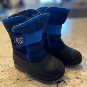 Toddler size 8 Kamik snow boots